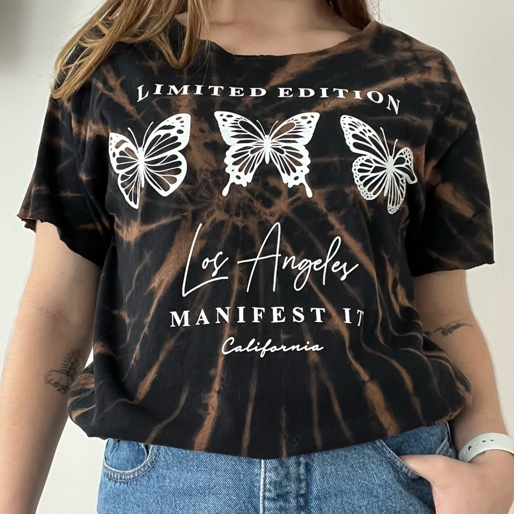 Gildan Butterfly T-shirt